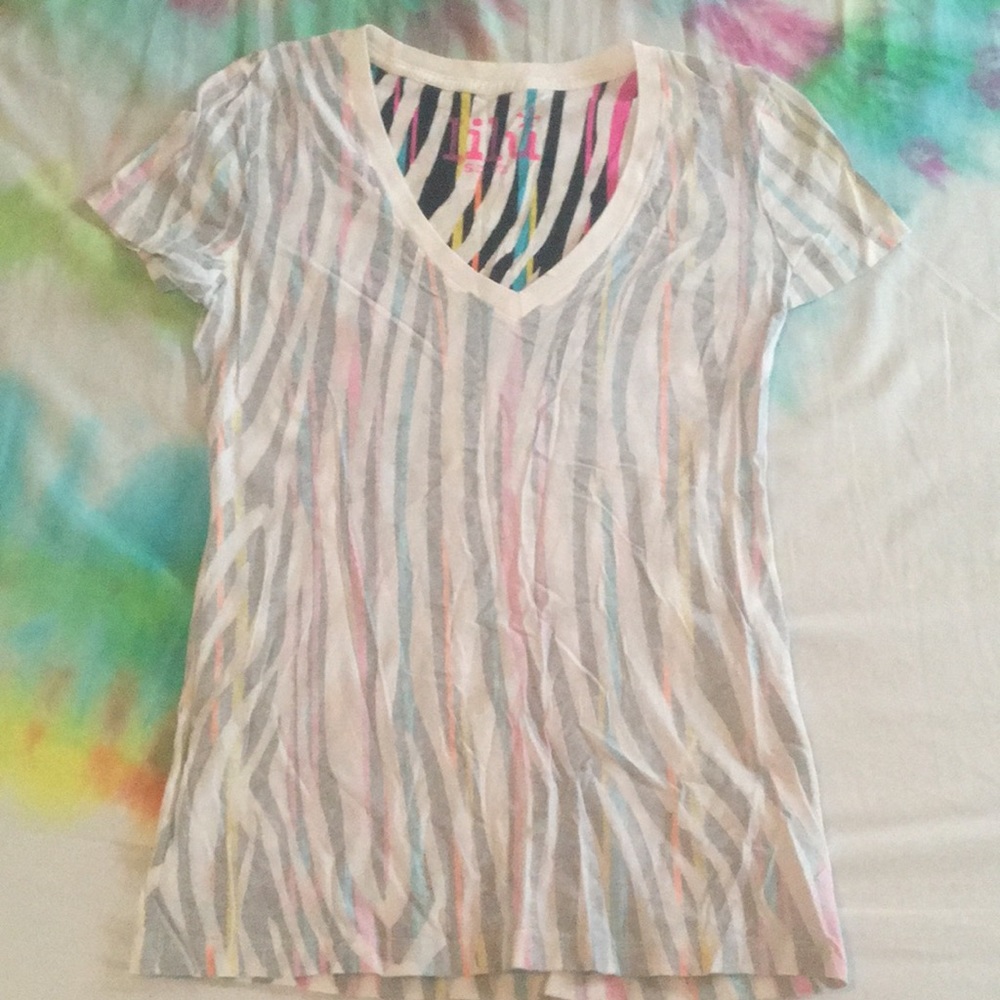 White and neon colored zebra v-neck tee S